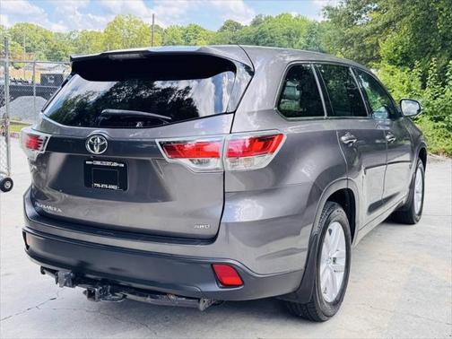 2016 Toyota Highlander LE