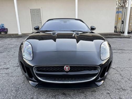 2017 Jaguar F-TYPE Premium