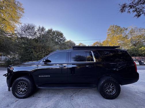 2018 Chevrolet Suburban LT