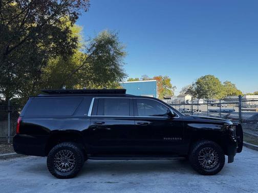 2018 Chevrolet Suburban LT