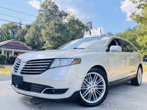2019 Lincoln MKT Standard