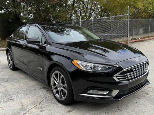 2017 Ford Fusion Hybrid SE