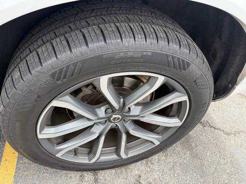 2018 Volvo XC90 T5 Momentum