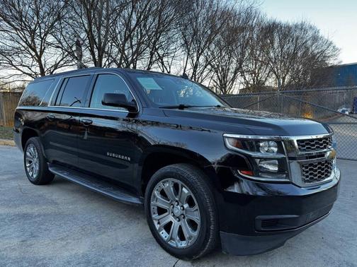 2017 Chevrolet Suburban LT