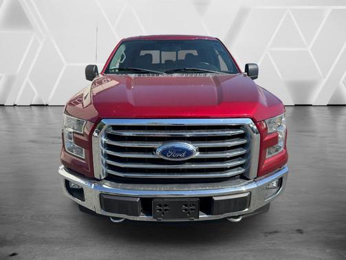 Ruby Red Metallic Tinted Clearcoat 2017 Ford F-150 XLT