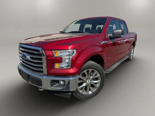Ruby Red Metallic Tinted Clearcoat 2017 Ford F-150 XLT