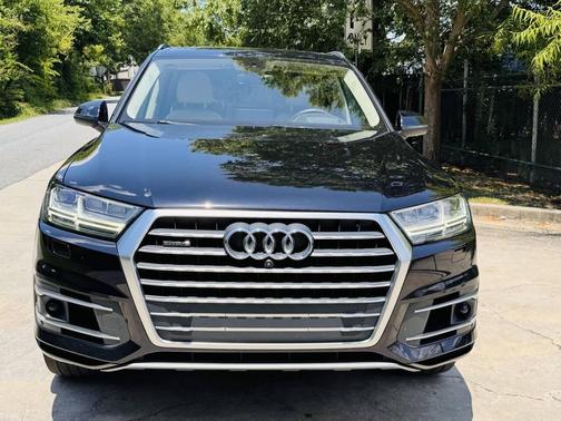 2019 Audi Q7 55 Prestige