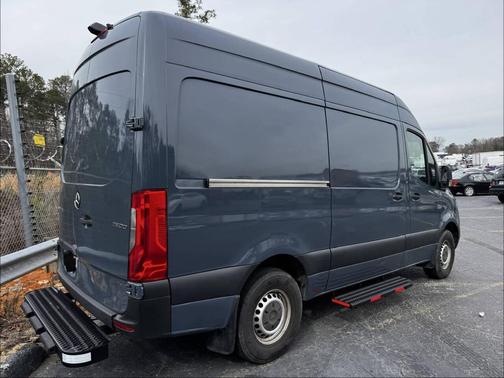 2019 Mercedes-Benz Sprinter 2500 Cargo 144 WB