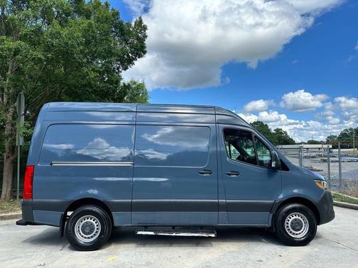 2019 Mercedes-Benz Sprinter 2500 Standard Roof