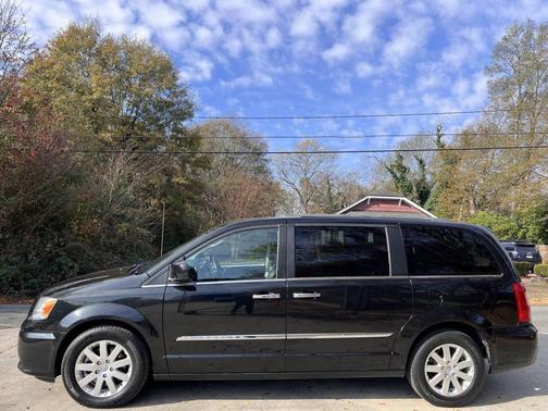 2015 Chrysler Town & Country Touring