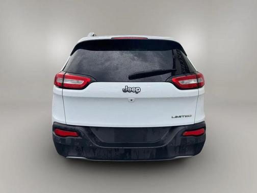 2014 Jeep Cherokee Sport