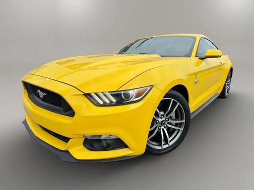 Triple Yellow Tri-Coat 2017 Ford Mustang GT