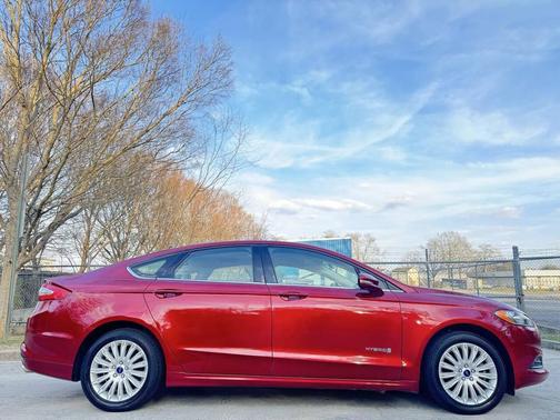 2013 Ford Fusion Hybrid SE Hybrid