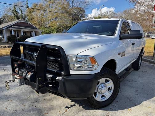 2017 RAM 2500 Tradesman Regular Cab 4x4 8' Box