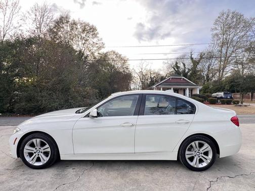 2018 BMW 330 330i 4dr Sedan