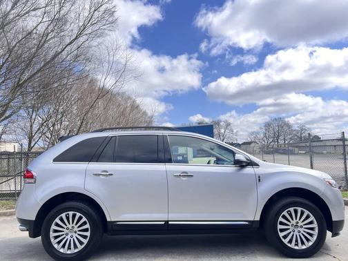 Ingot Silver 2017 Lincoln MKC Reserve