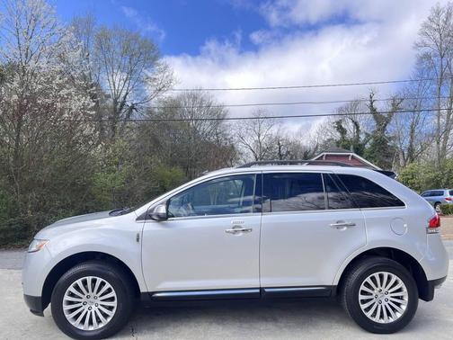 Ingot Silver 2017 Lincoln MKC Reserve