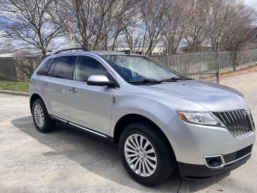 Ingot Silver 2017 Lincoln MKC Reserve