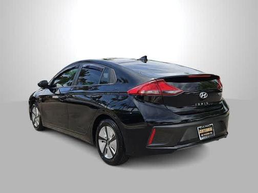 Black Noir Pearl 2018 Hyundai IONIQ Hybrid Blue