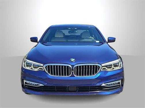 2018 BMW 530 530i