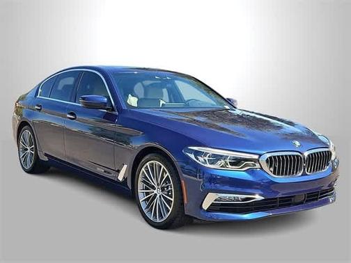 2018 BMW 530 530i