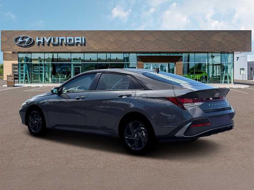 2026 Hyundai ELANTRA Sport