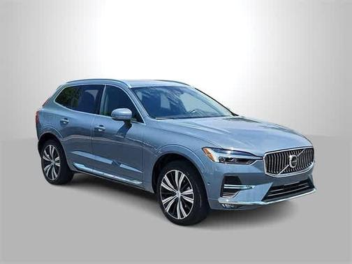 2022 Volvo XC60 B5 Inscription