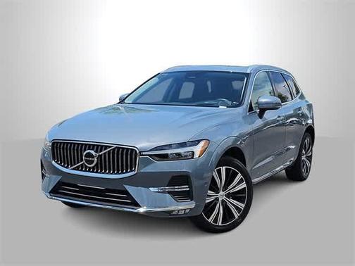 2022 Volvo XC60 B5 Inscription