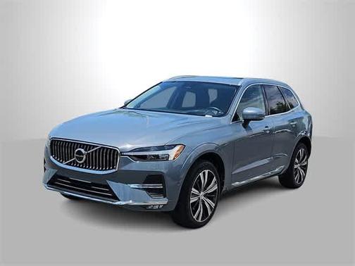 2022 Volvo XC60 B5 Inscription