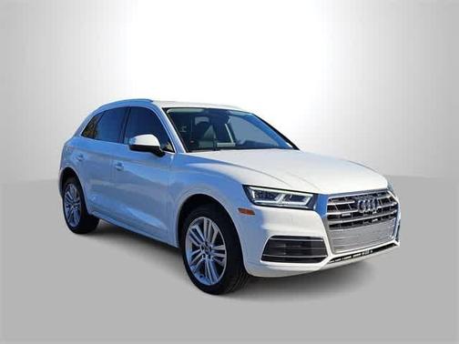 2018 Audi Q5 2.0T Premium Plus