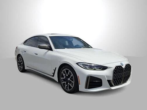 Alpine White 2023 BMW M440 i