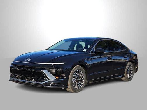 2025 Hyundai SONATA Hybrid SE