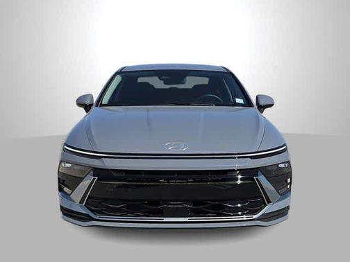2026 Hyundai SONATA Hybrid Base