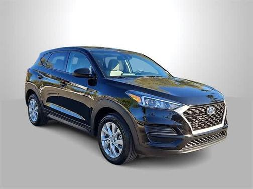 2021 Hyundai TUCSON SE