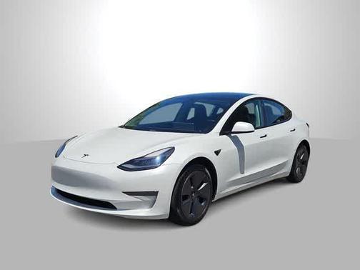 Pearl White Multi-Coat 2021 Tesla Model 3 Standard Range Plus