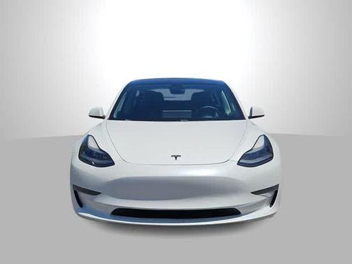 Pearl White Multi-Coat 2021 Tesla Model 3 Standard Range Plus
