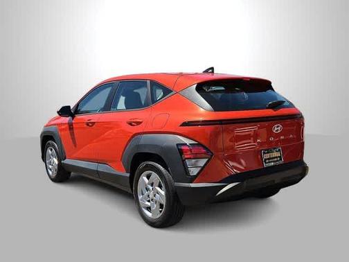 Soultronic Orange Pearl 2024 Hyundai KONA SE