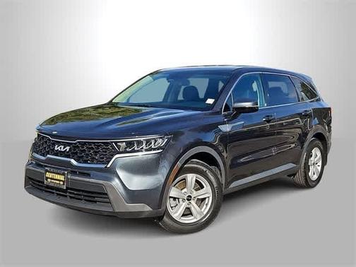 2022 Kia Sorento LX