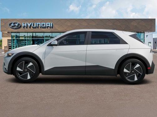 2025 Hyundai IONIQ 5 SE Standard Range