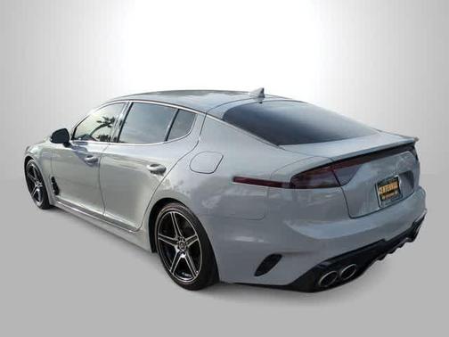 2022 Kia Stinger GT-Line