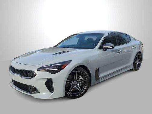 2022 Kia Stinger GT-Line