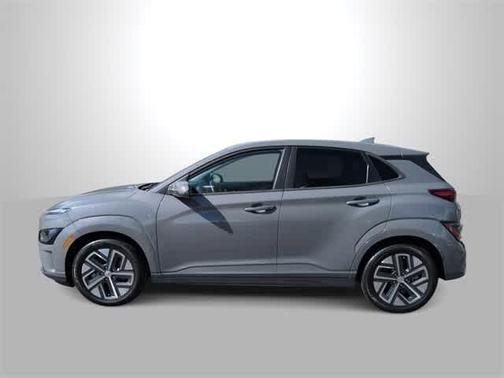 2022 Hyundai KONA EV SEL