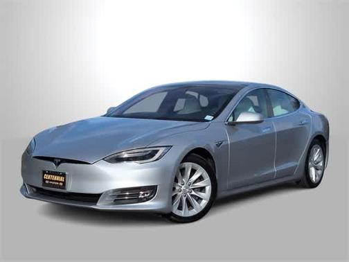 2017 Tesla Model S 90D