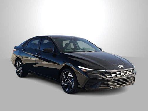 2025 Hyundai ELANTRA HEV SEL Sport