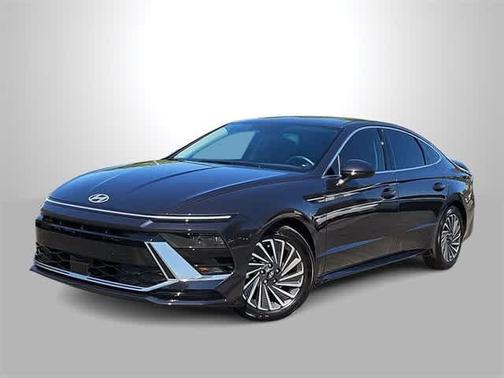 2025 Hyundai SONATA Hybrid SE
