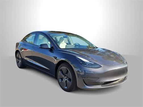 2023 Tesla Model 3 Standard Range