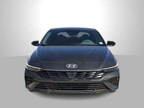 2025 Hyundai ELANTRA HEV SEL Sport