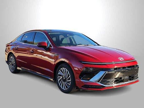 2025 Hyundai SONATA Hybrid Limited