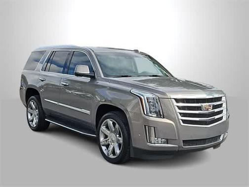 2018 Cadillac Escalade Luxury