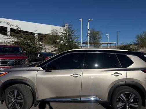 2023 Nissan Rogue Platinum